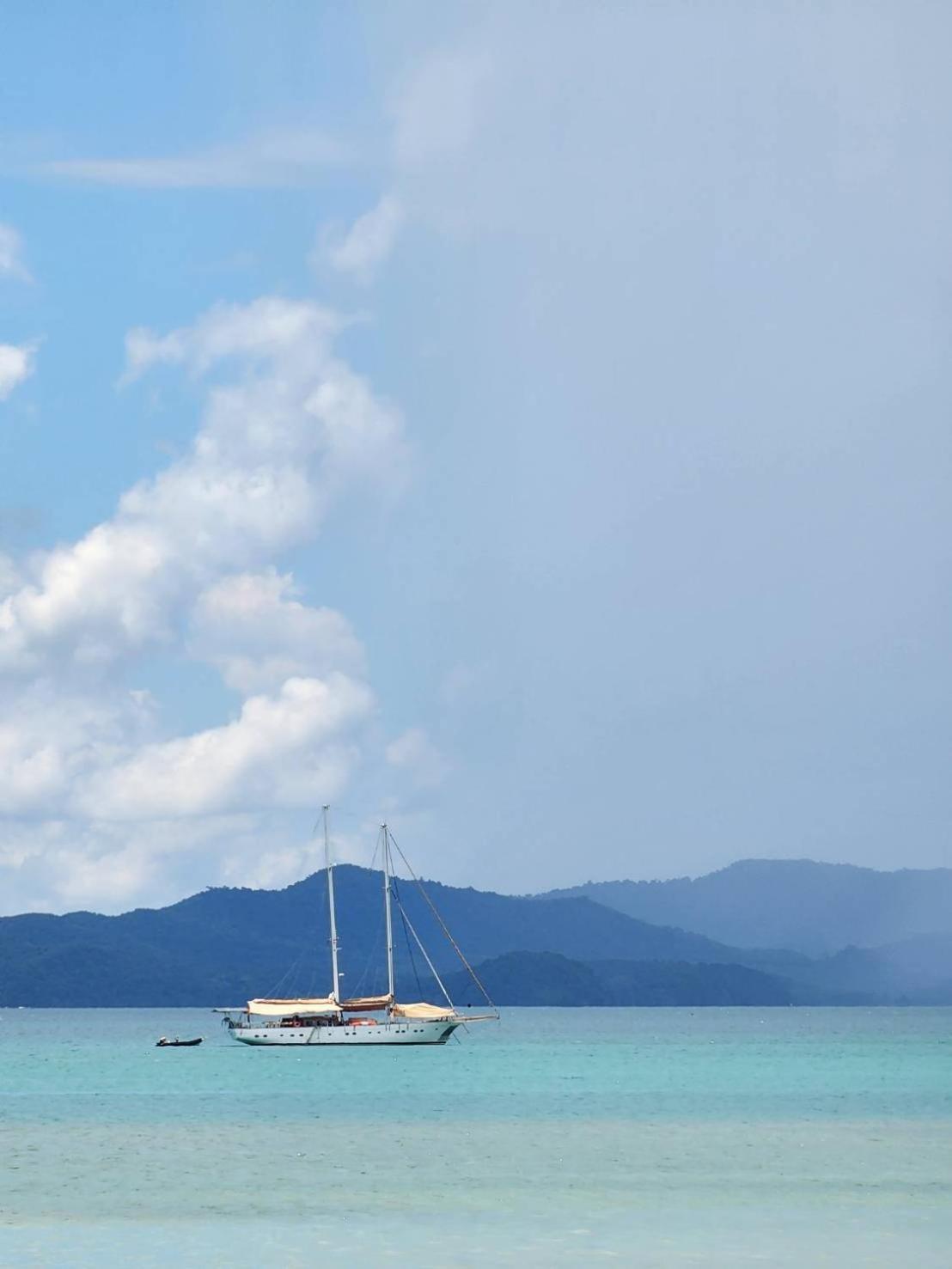 Luxury Beachfront 3 Bedroom Brahma At Ta-ke B