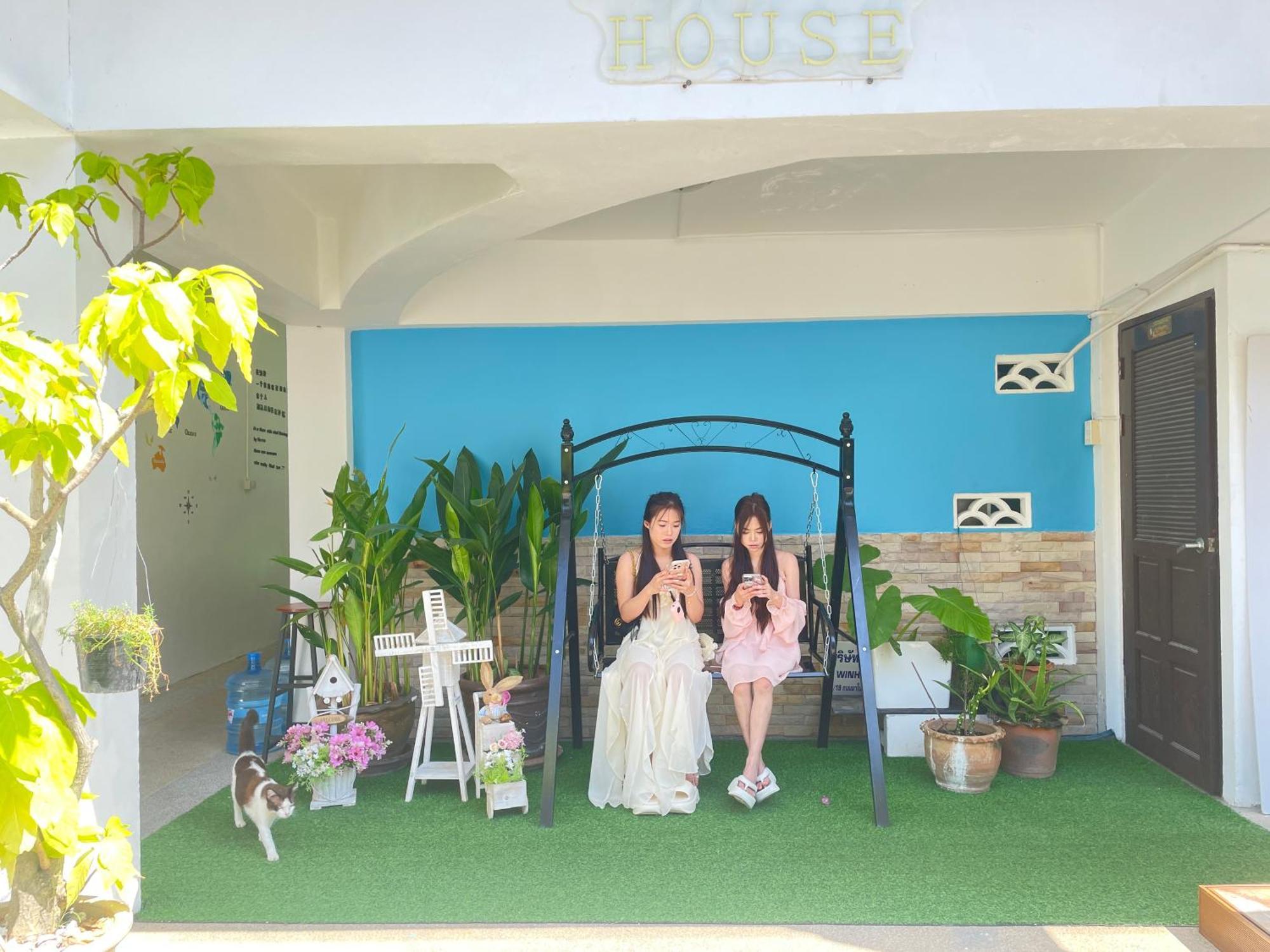 Phuket Plan B House * Patong