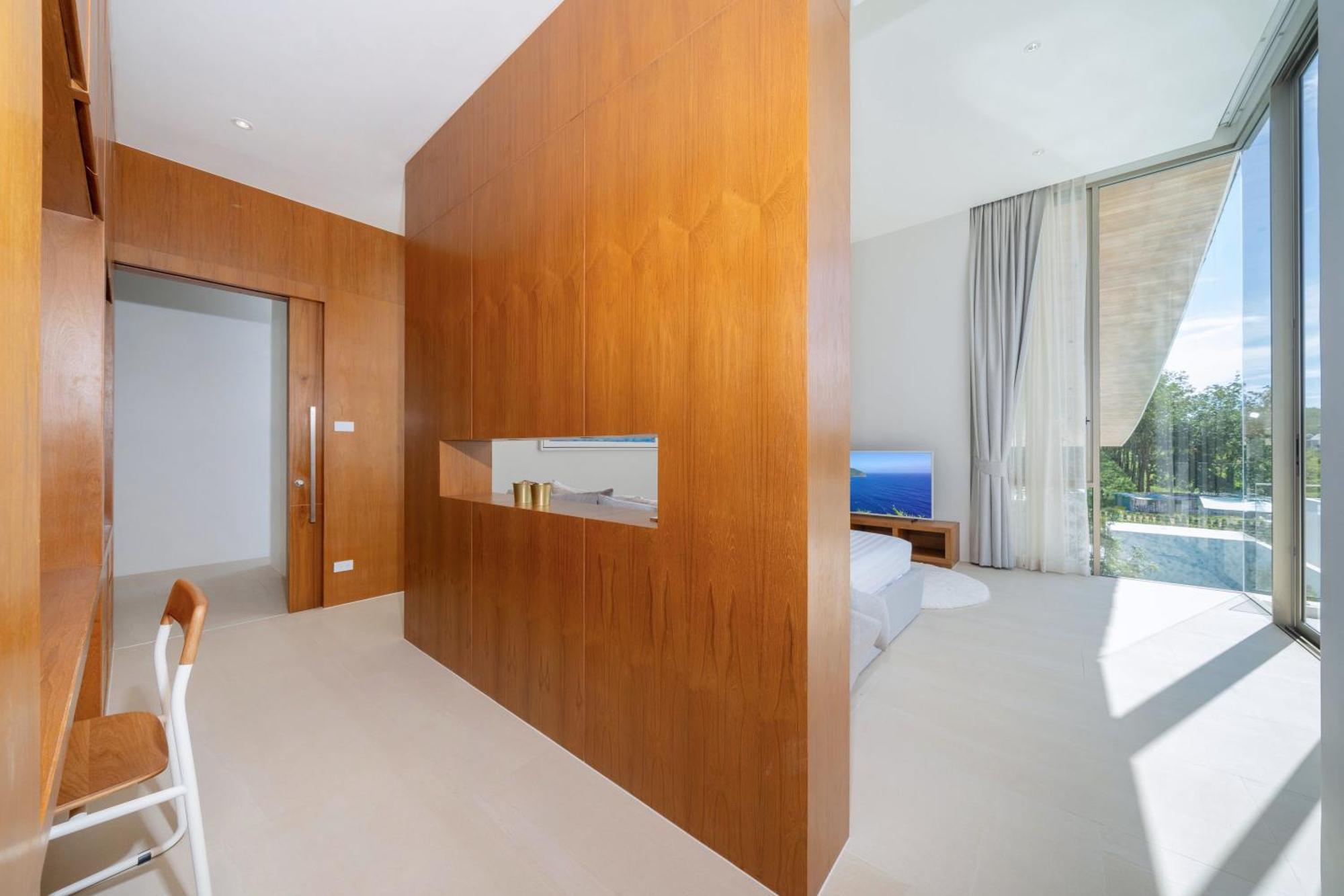 Brand-new & Luxury 5br Pool Trinity C2 Ban Pak Lak