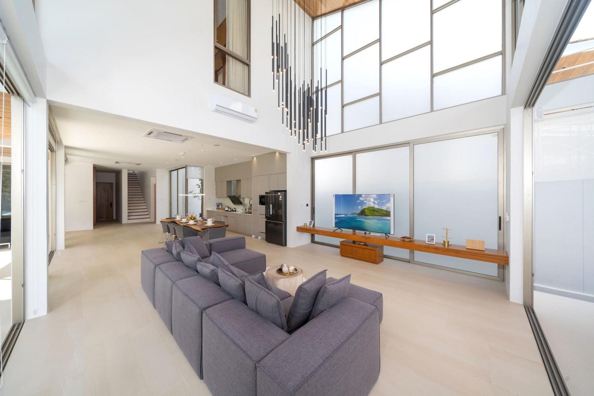 Brand-new & Luxury 5br Pool Trinity C2 * Ban Pak Lak