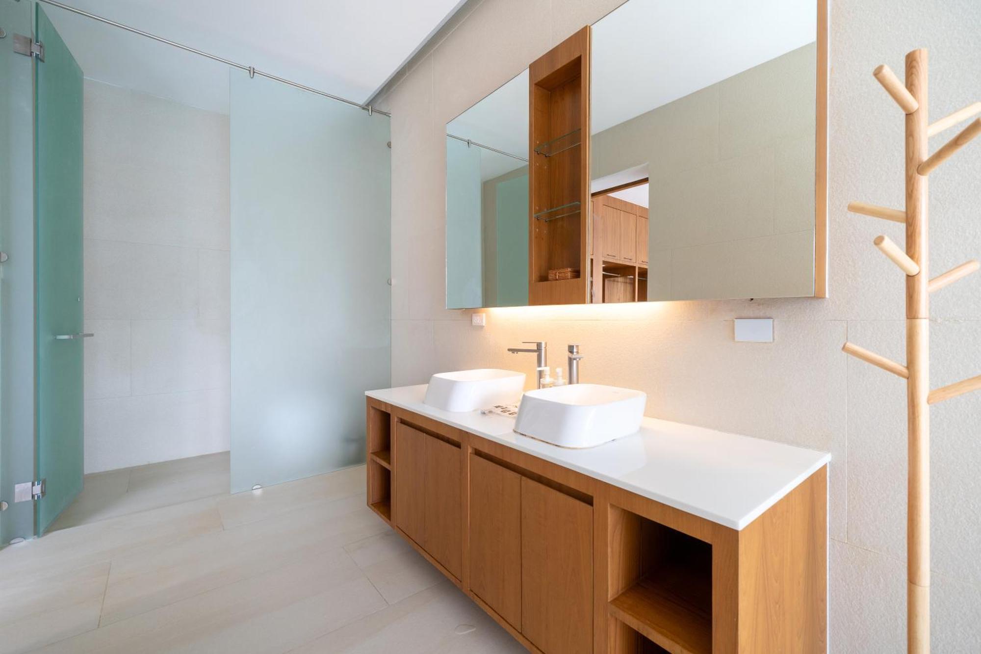 Modern Masterpiece With Tropical Flair! 5br Trinity C4 Villa Ban Pak Lak