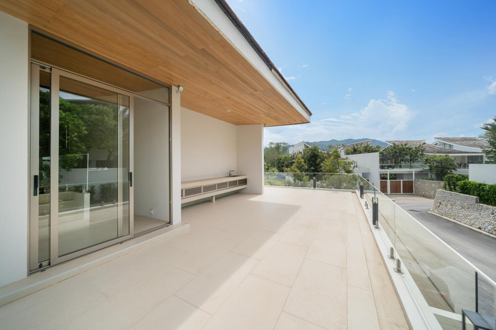 Modern Masterpiece With Tropical Flair! 5br Trinity C4 *