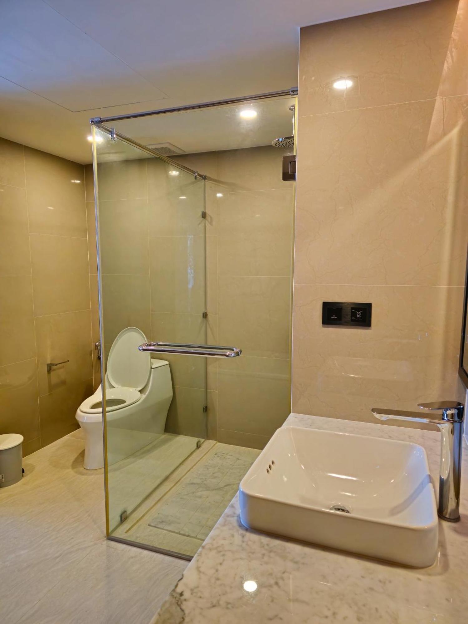 2 Bdr In 5 Star Apartment