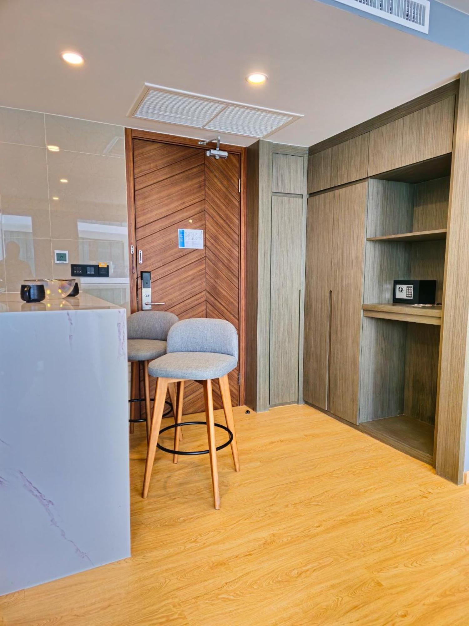 Apartment 2 Bdr In 5 Star