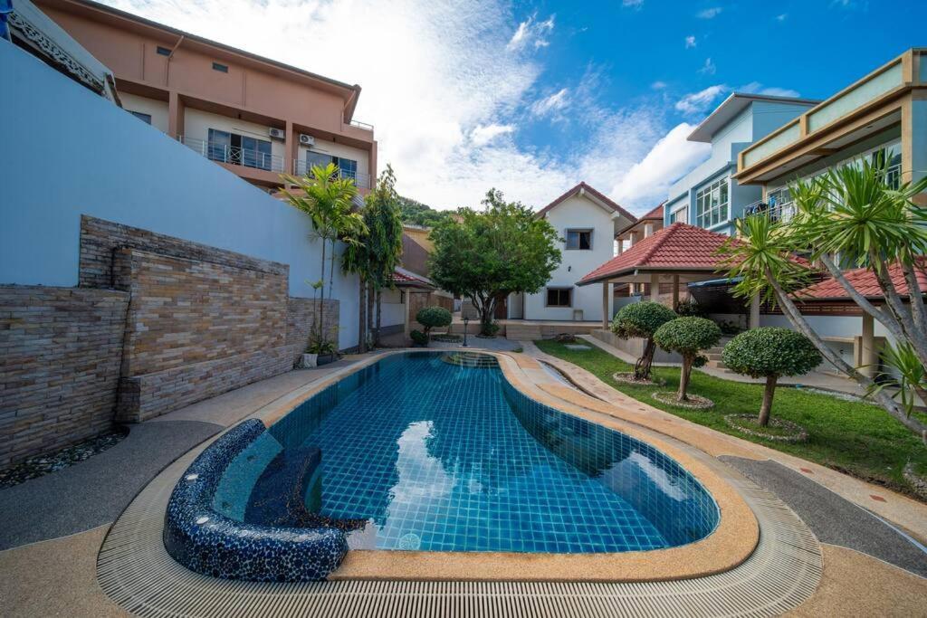 Villa Coast Charm 6br House Karon Ban Karon