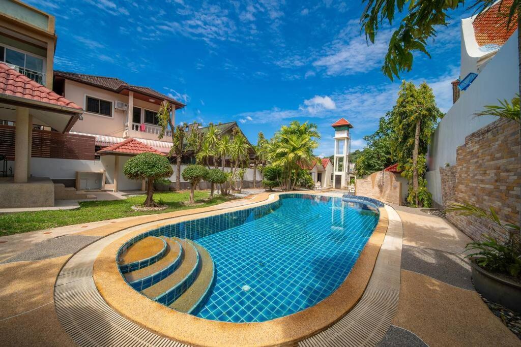 Coast Charm 6br House Karon Villa