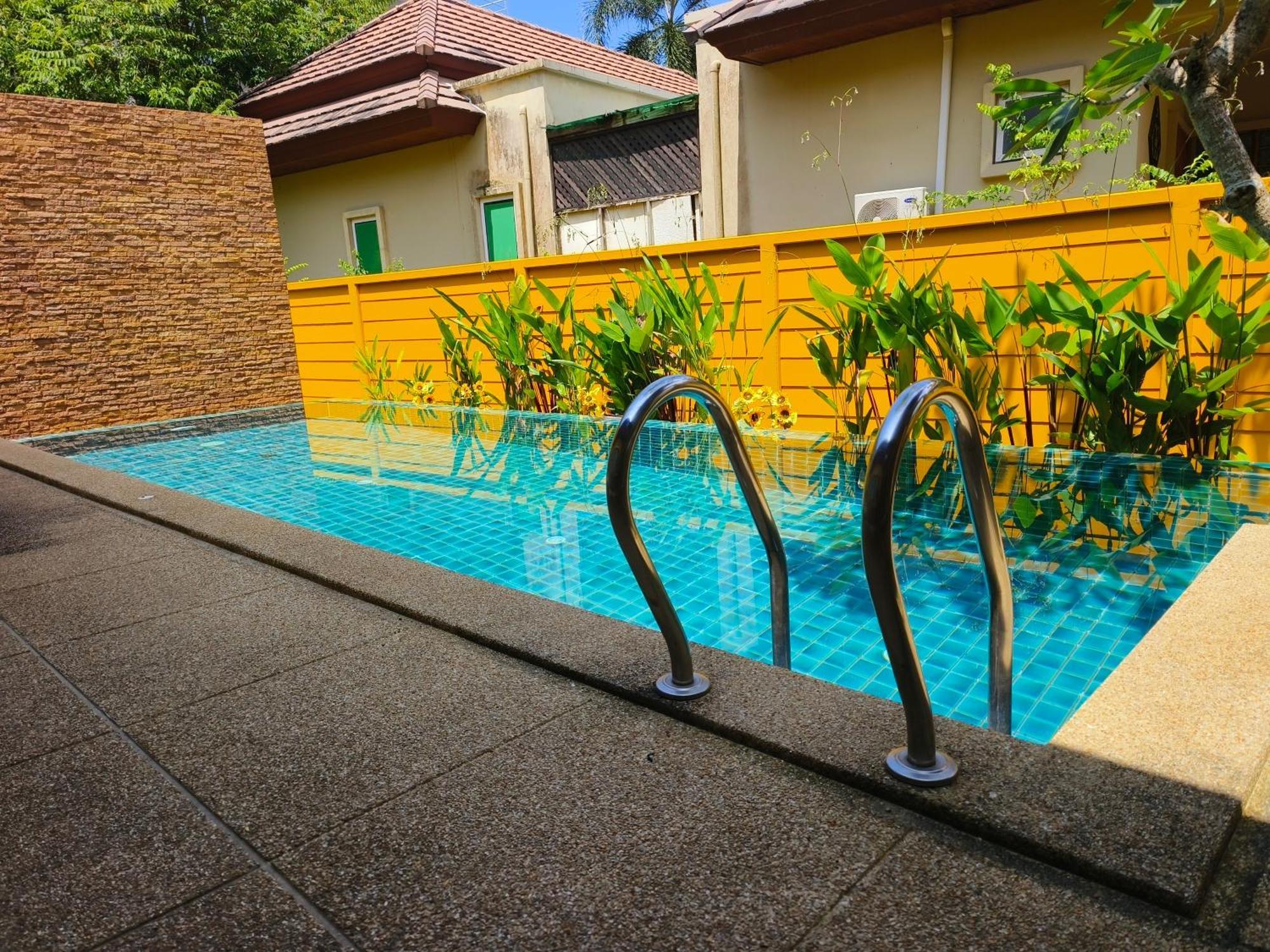 Pool 卡伦3卧泳池别墅 *