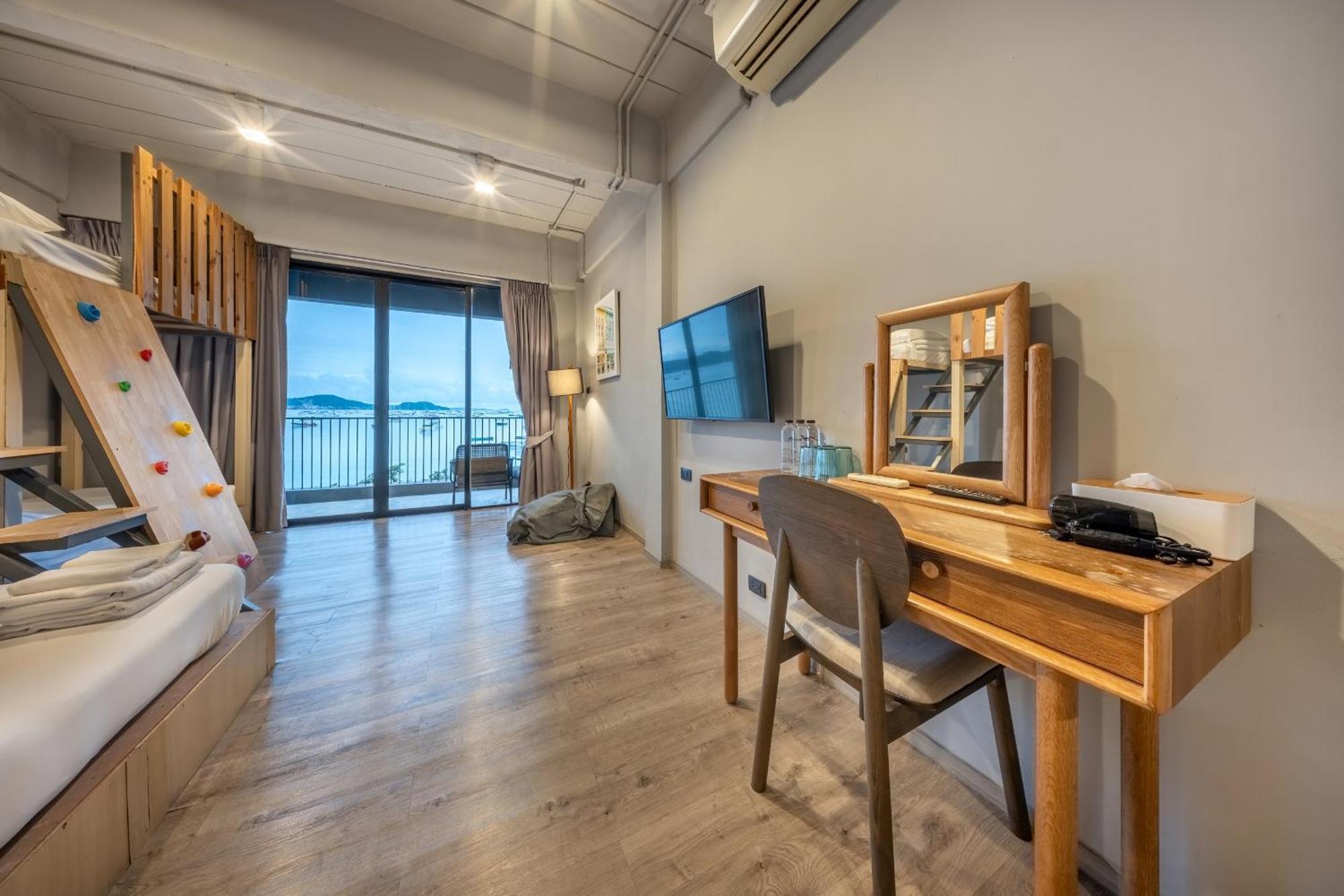 Shin Arch39 Phuket Front - Sha Hotel 4*