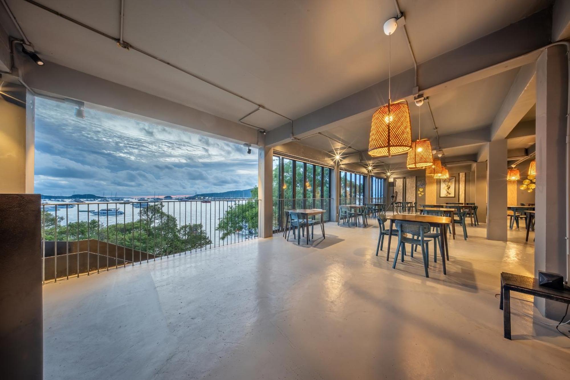 Shin Arch39 Phuket Front - Sha Hotel Chalong