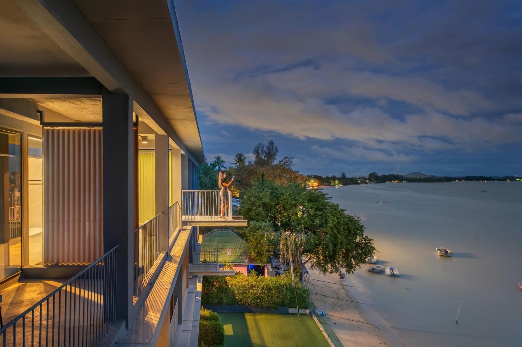 Shin Arch39 Phuket Front - Sha Chalong