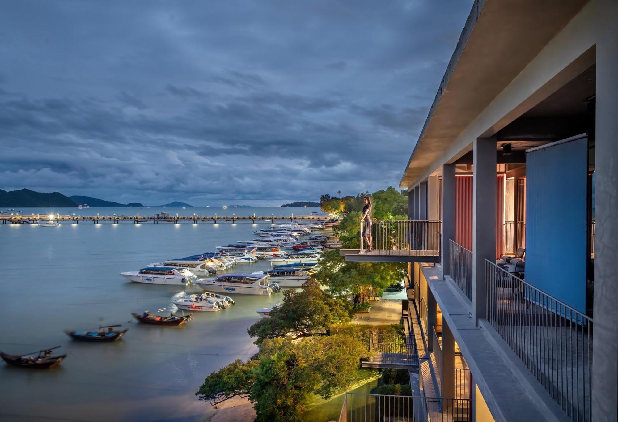 Shin Arch39 Phuket Front - Sha 4* Chalong