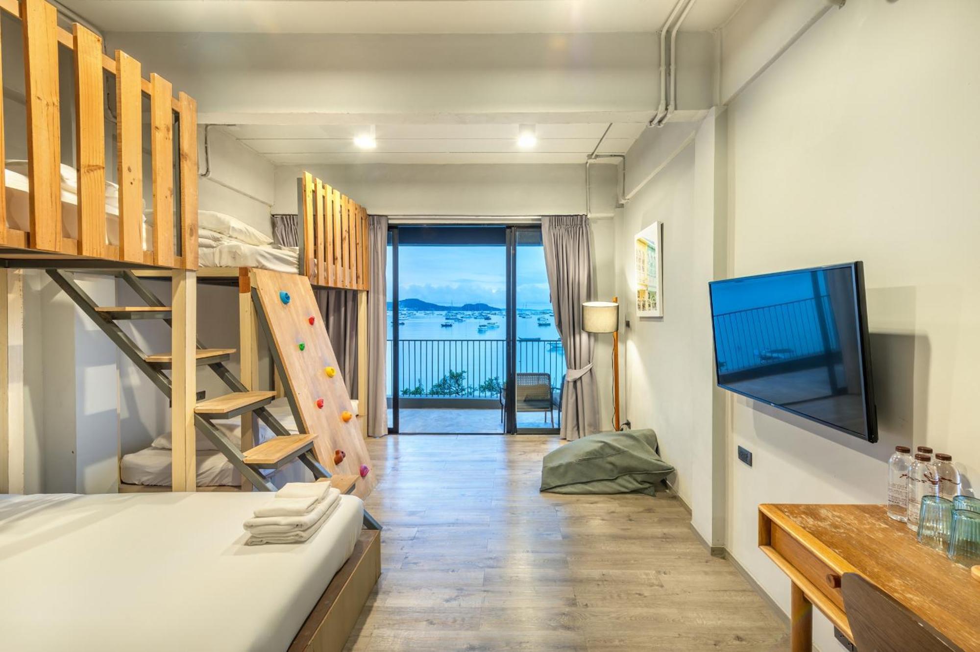 Shin Arch39 Phuket Front - Sha