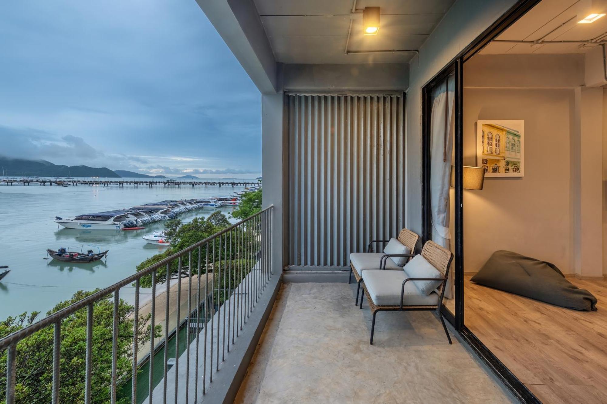 Shin Arch39 Phuket Front - Sha Hotel