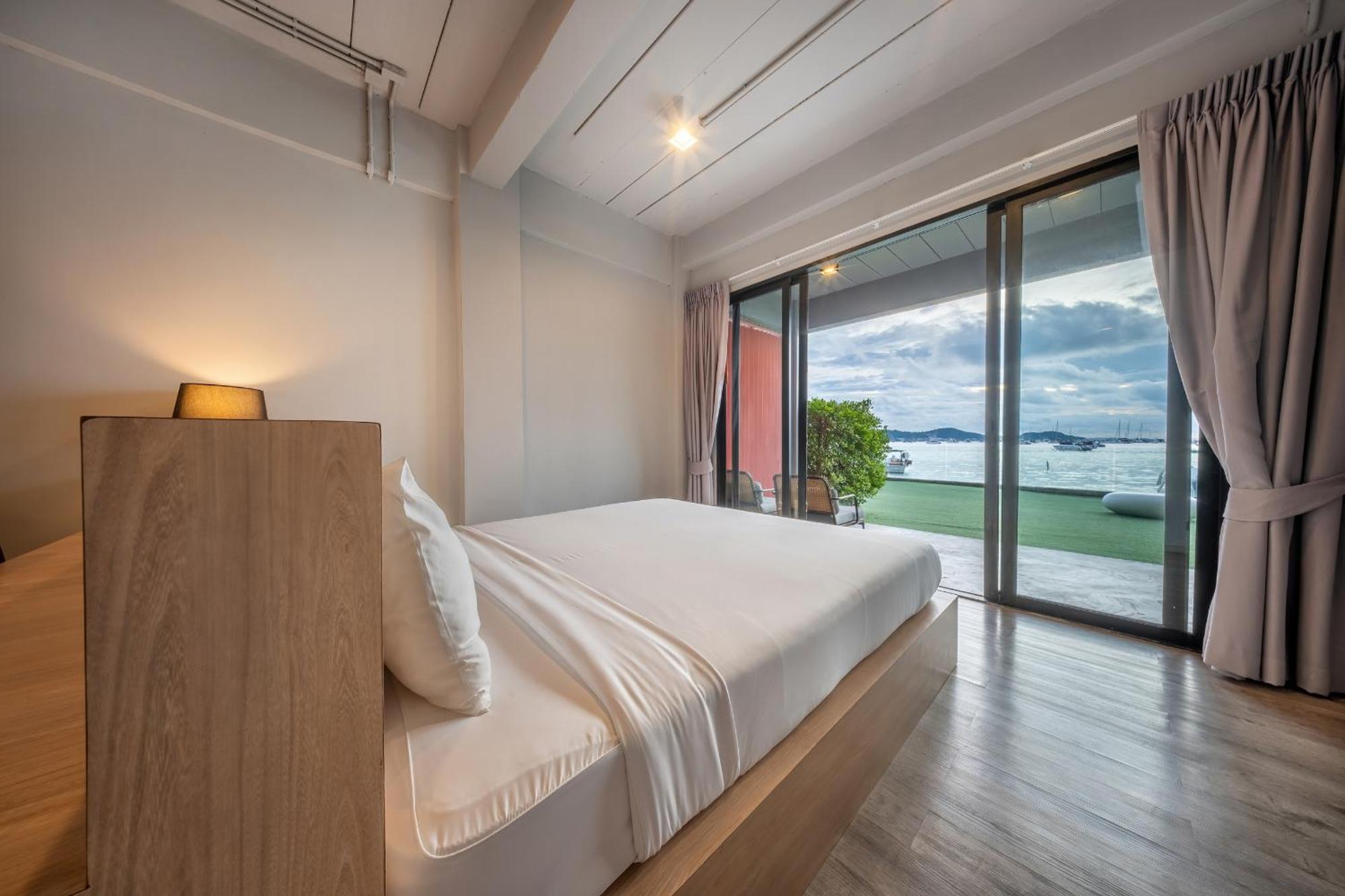 Shin Arch39 Phuket Front - Sha 4* Chalong