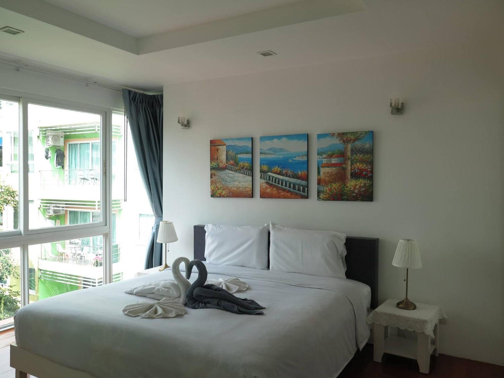 618-penthouse 3 Bedrooms Walking To
