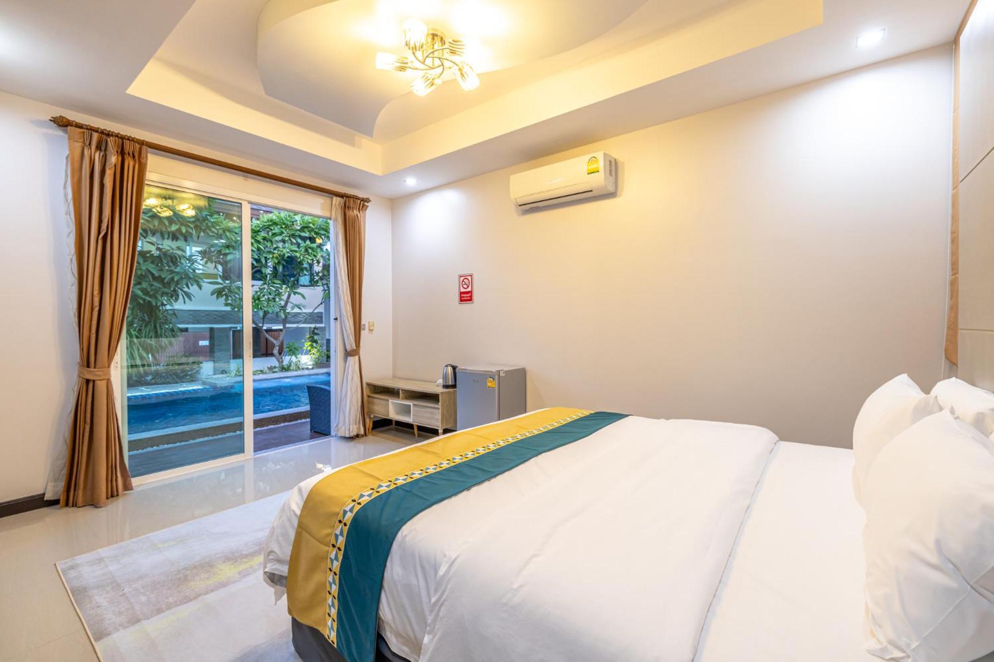 Phuket Kana International Hotel普吉岛卡娜国际酒店 Hotel 4*