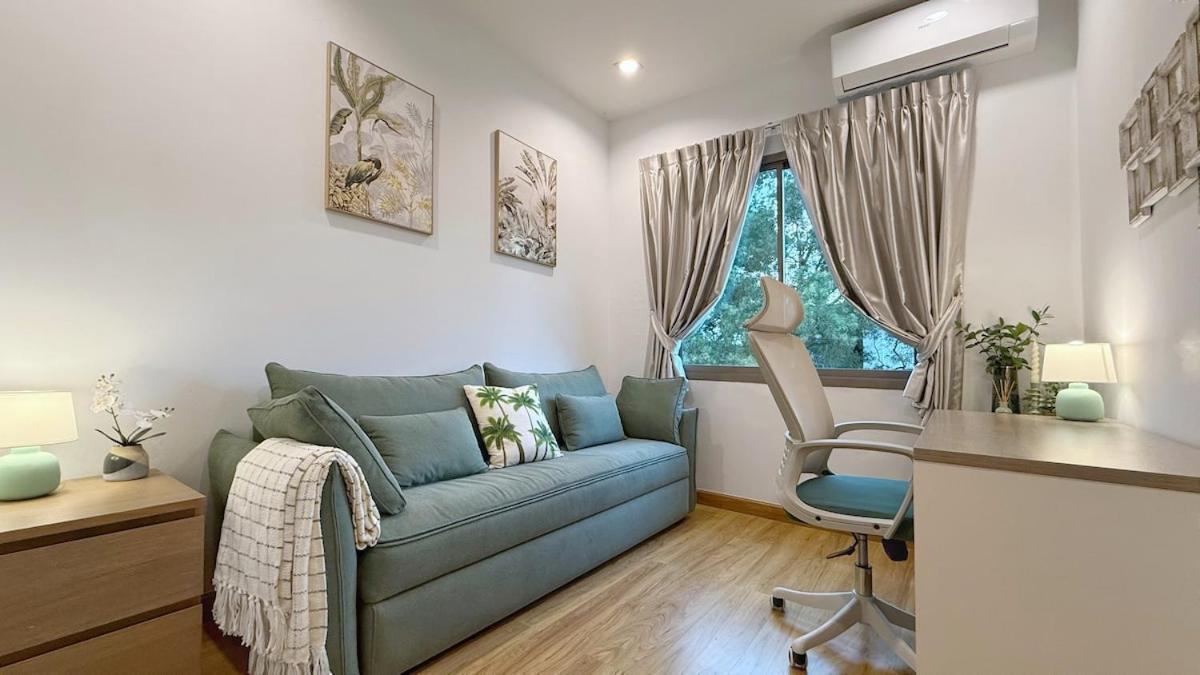 Cozy Family Townhouse Holiday home