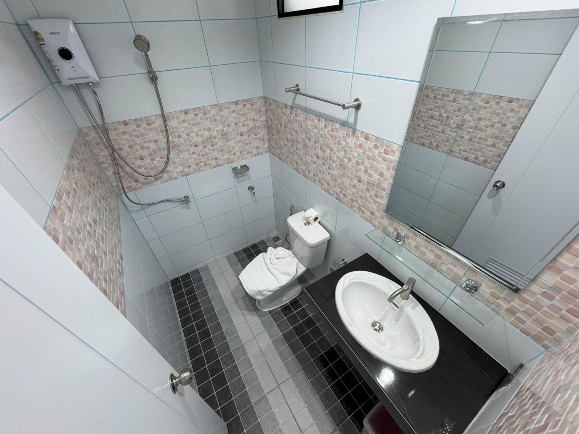 Siam By Sawai Apartment