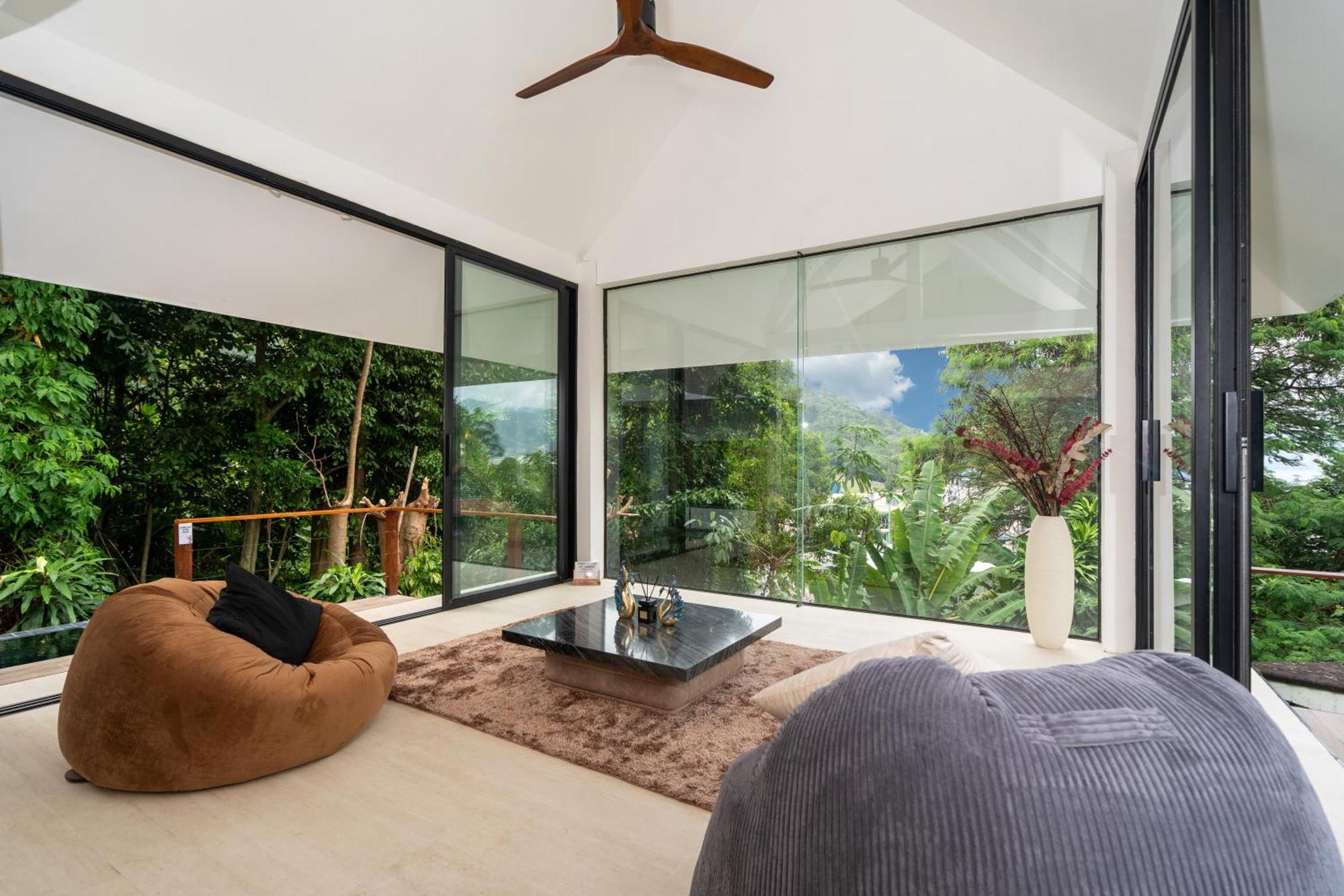 Hill 3 * Patong