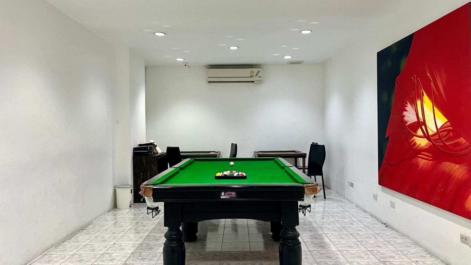 Partial Seaview On 11 Floor Near Jungceylon, Bangla Street Patong