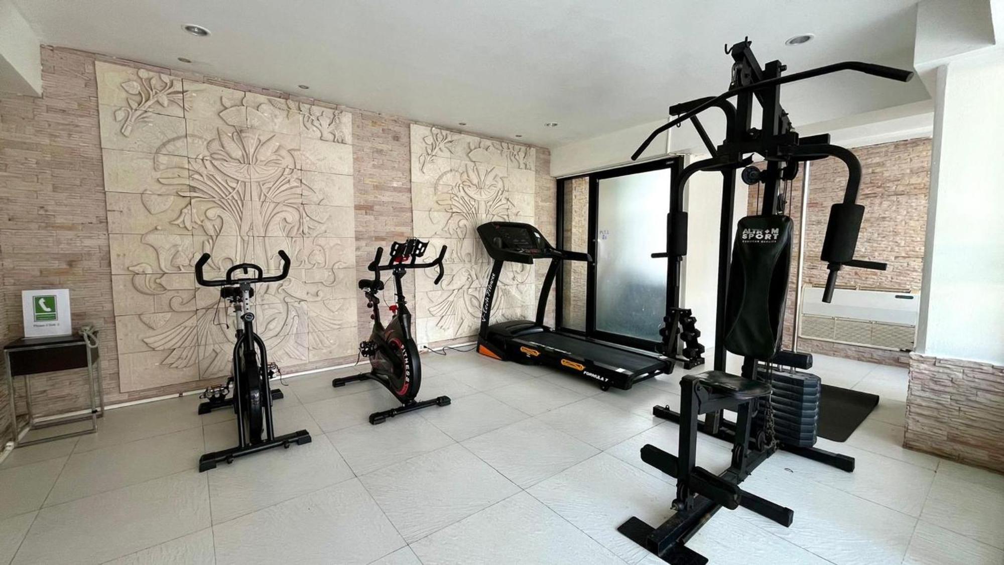 Partial Seaview On 11 Floor Near Jungceylon, Bangla Street Apartment Patong