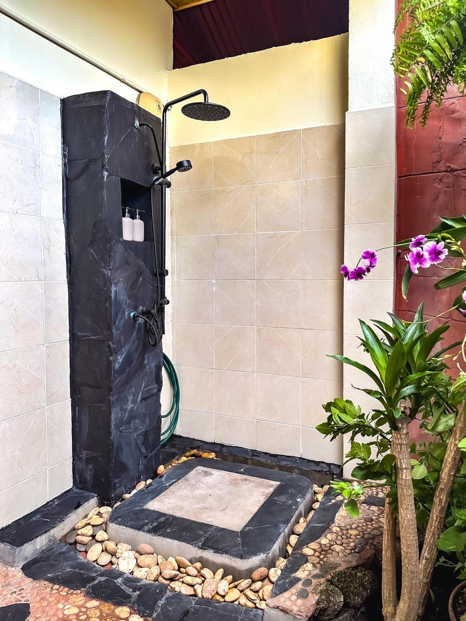 Shanti Phuket Gasthof 3*