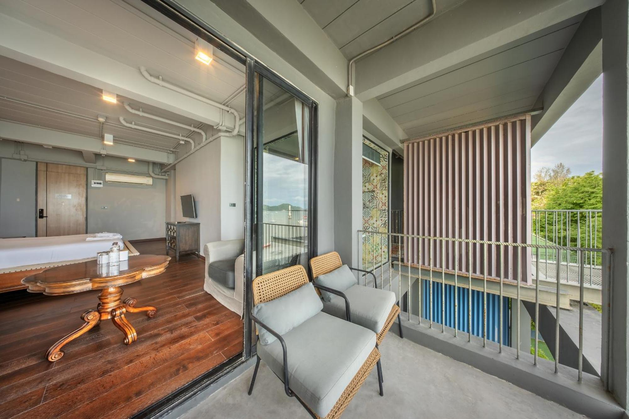 Shin Arch39 Phuket Front - Sha Chalong