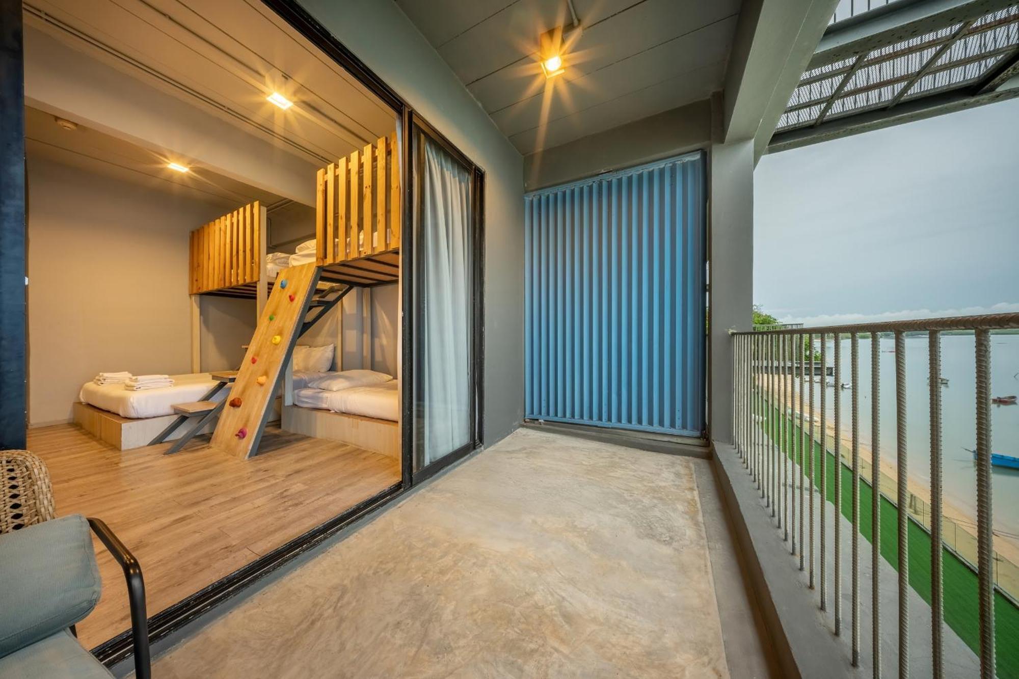 Shin Arch39 Phuket Front - Sha