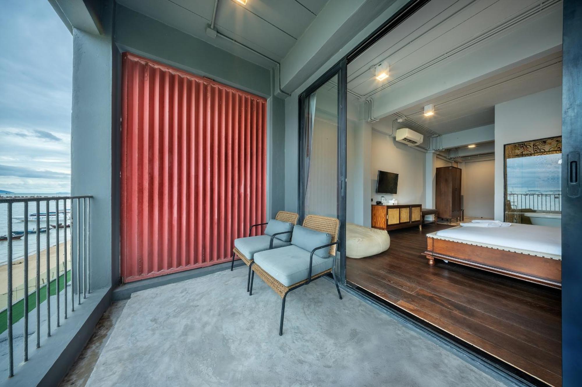 Shin Arch39 Phuket Front - Sha Hotel 4*