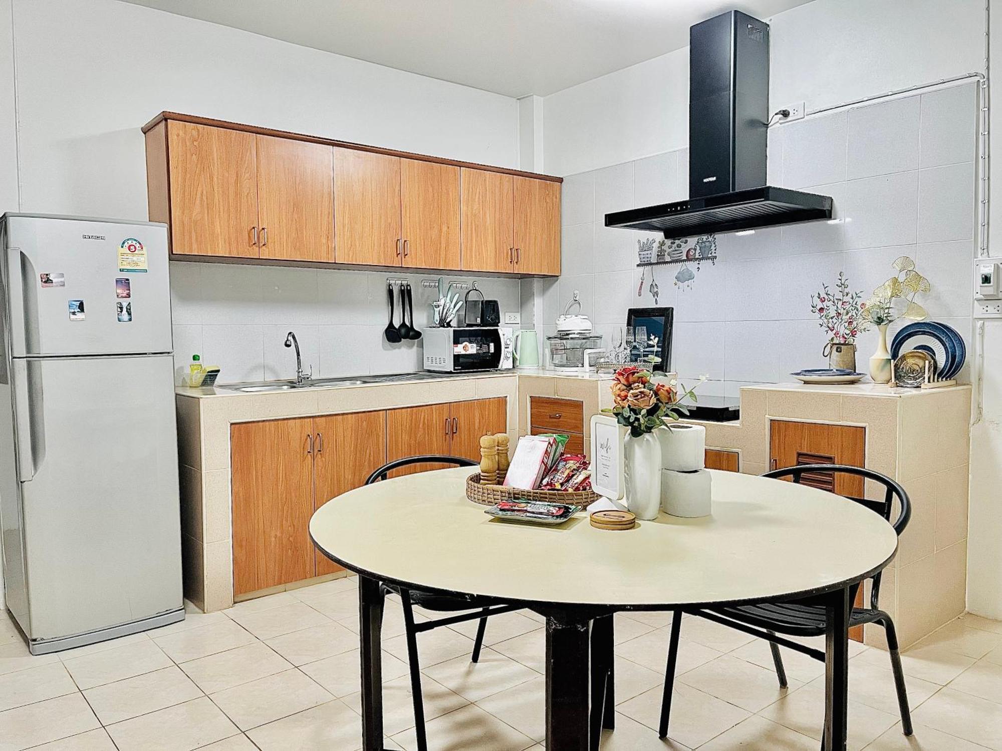 Apartment Genesis Urban Phuket *
