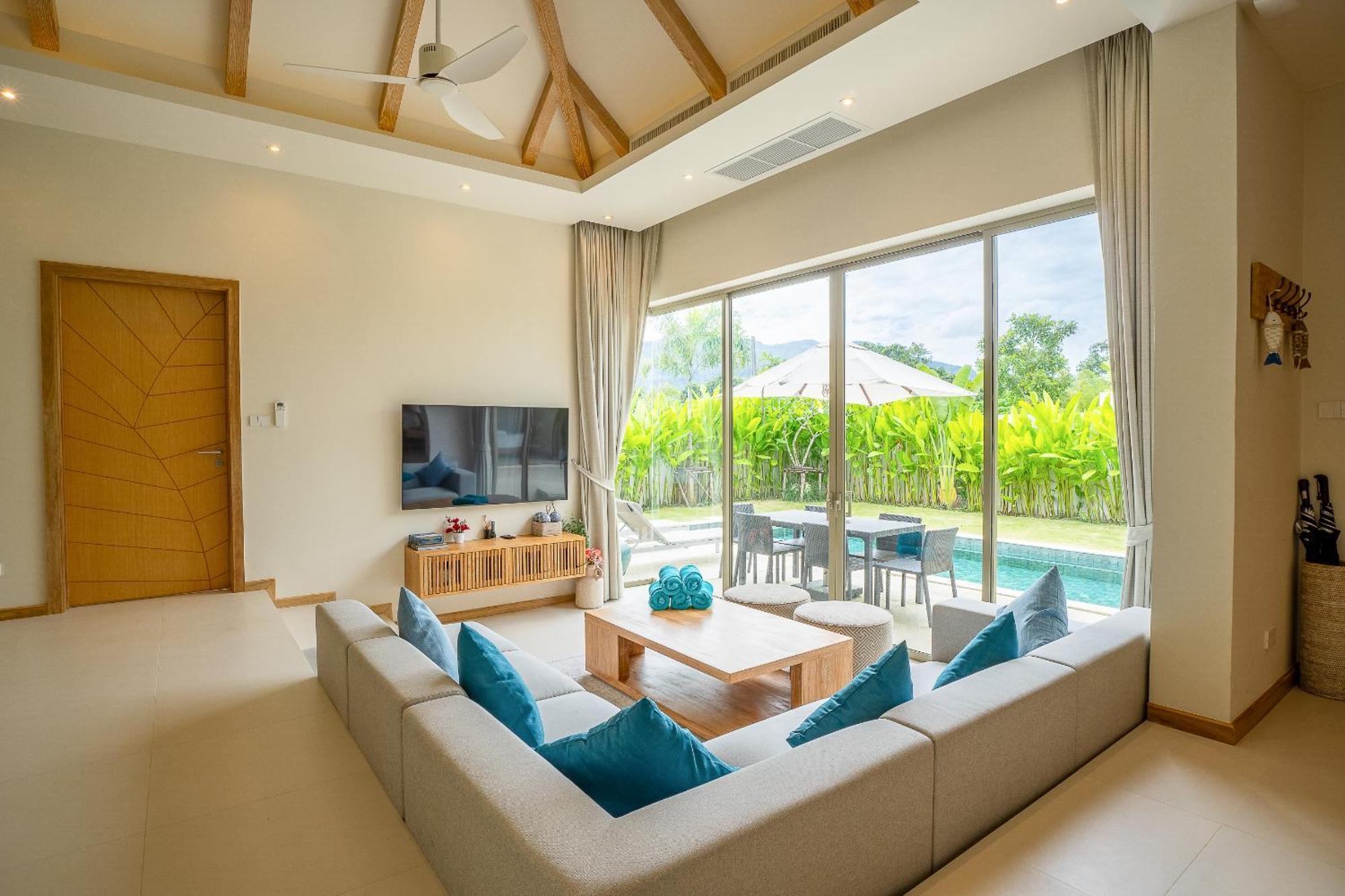 Villa Casa Azure 19 - Brand New With Private Pool And Gym With 24-7 Security - Just 15 Min To Bangtao & Boat Avenue