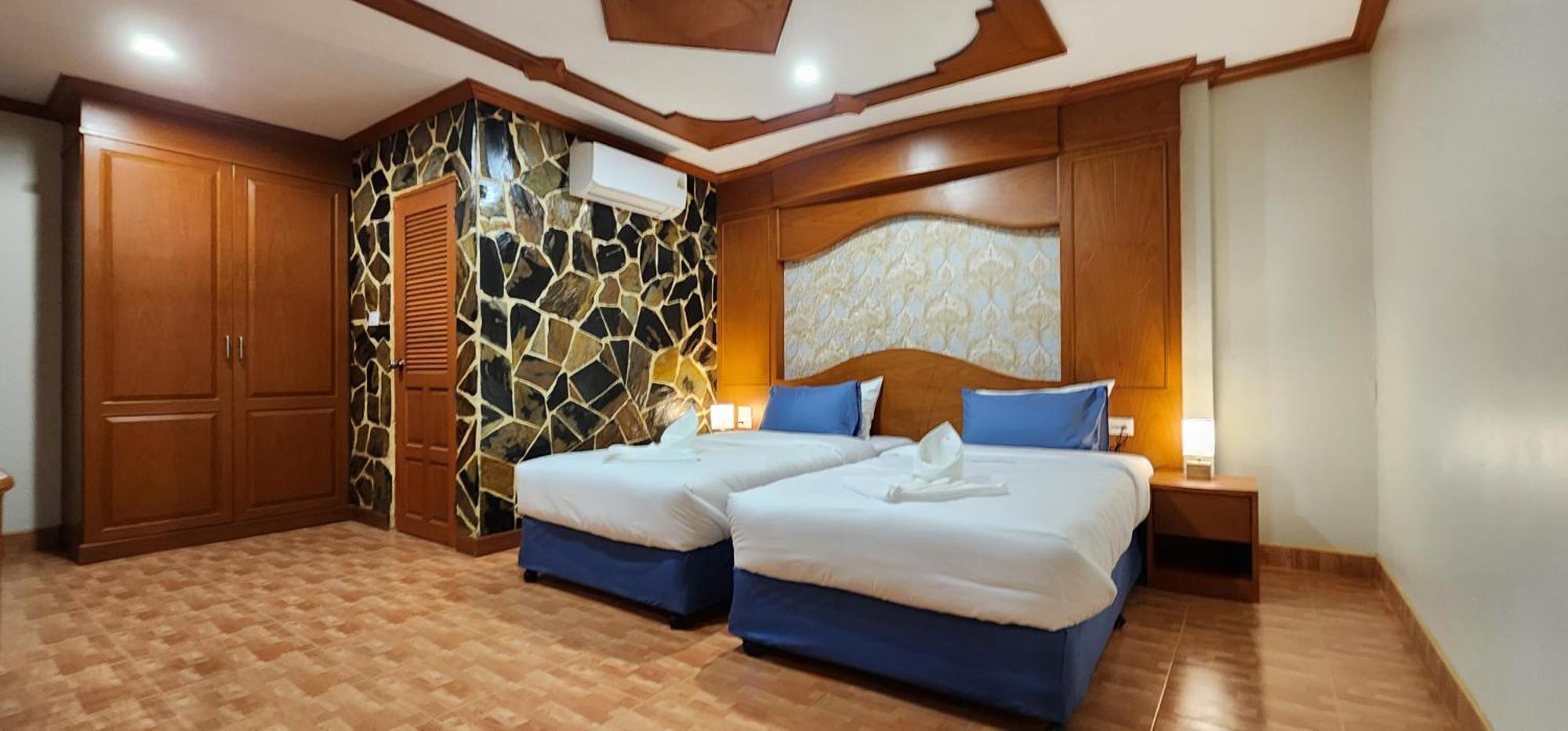 Gasthof Arya Patong