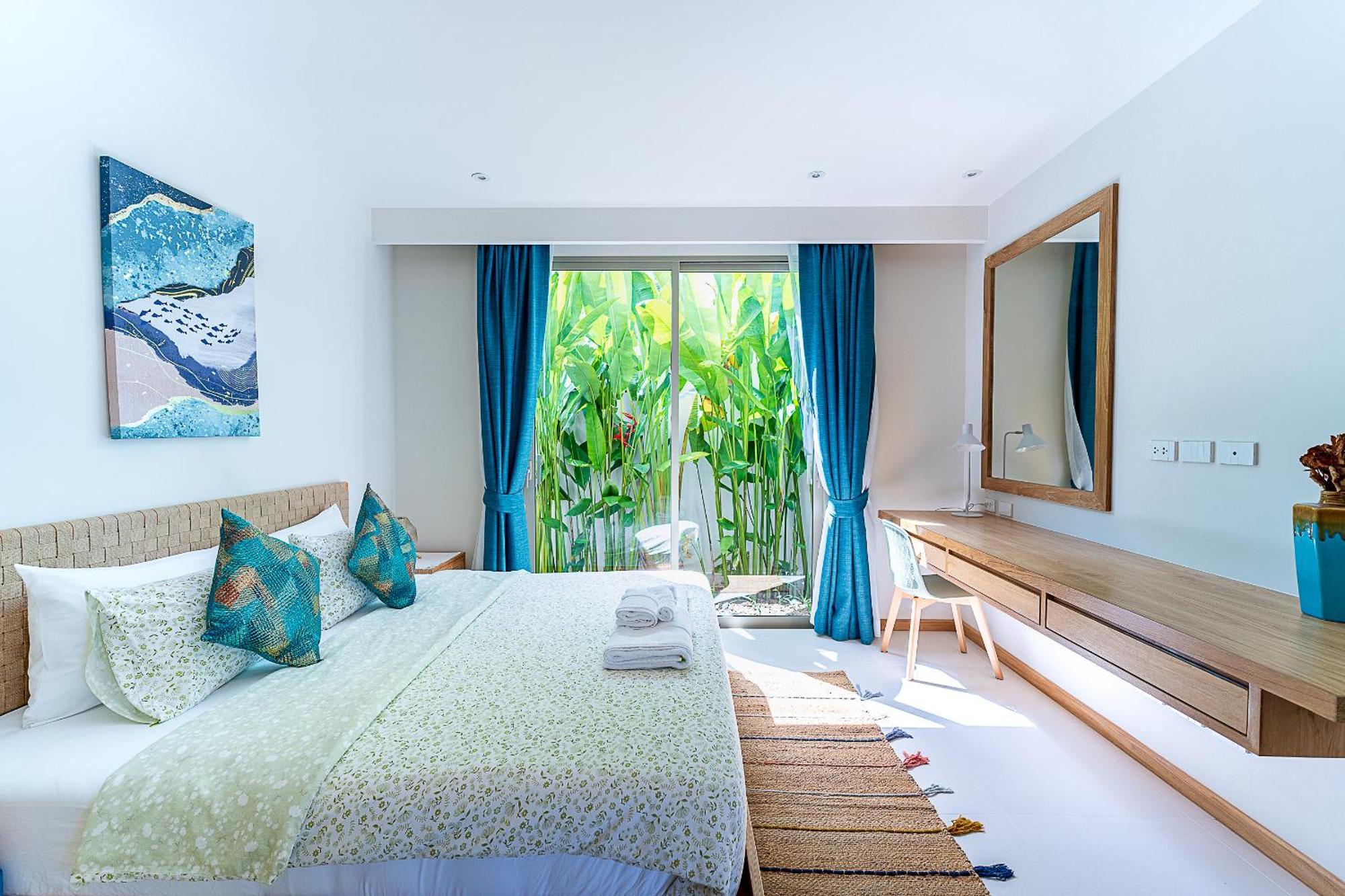 Villa Casa Azure 8 - Brand New With Private Pool And Gym With 24-7 Security - Just 15 Min To Bangtao & Boat Avenue Phuket