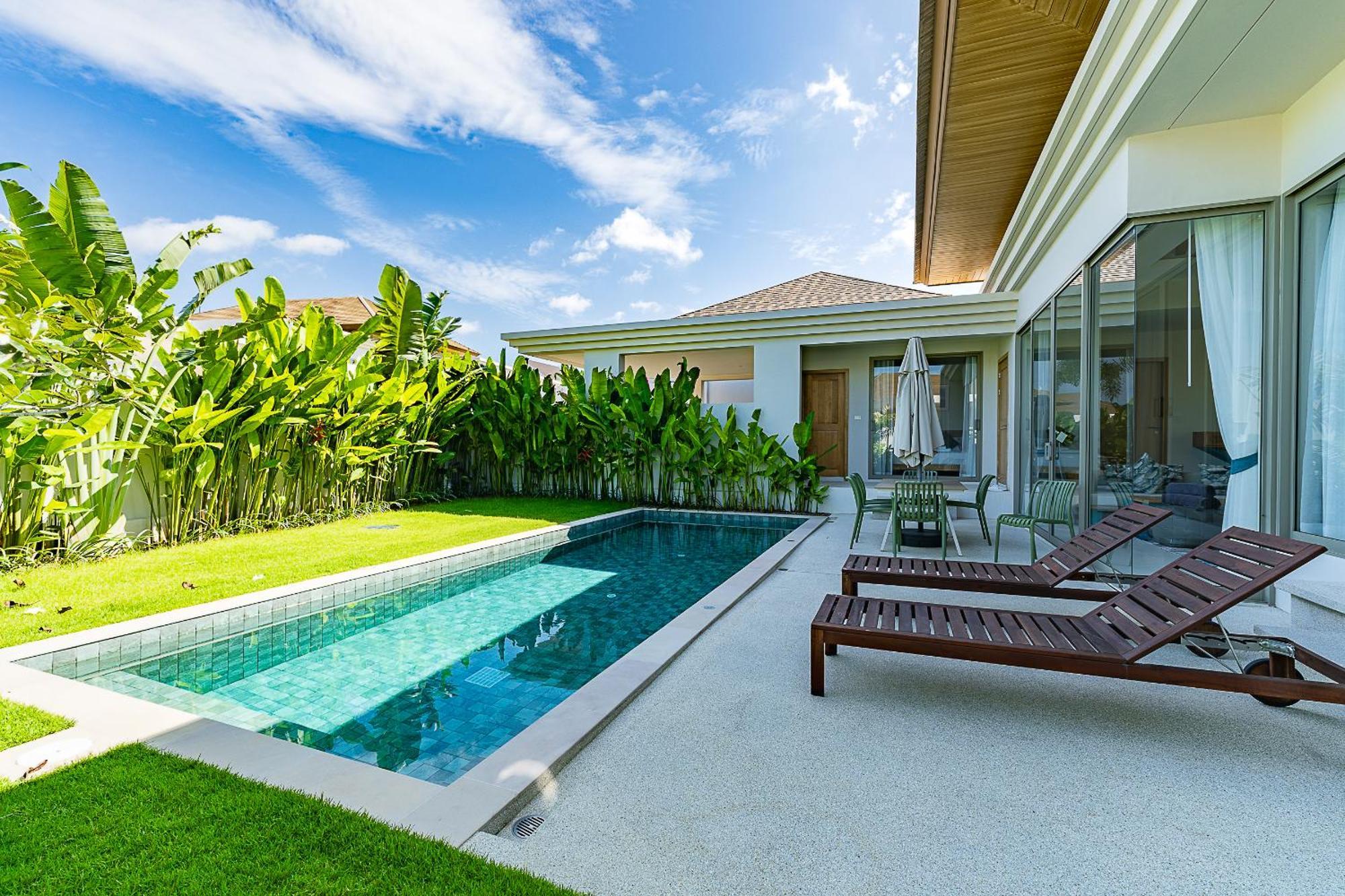 Villa Casa Azure 8 - Brand New With Private Pool And Gym With 24-7 Security - Just 15 Min To Bangtao & Boat Avenue Phuket