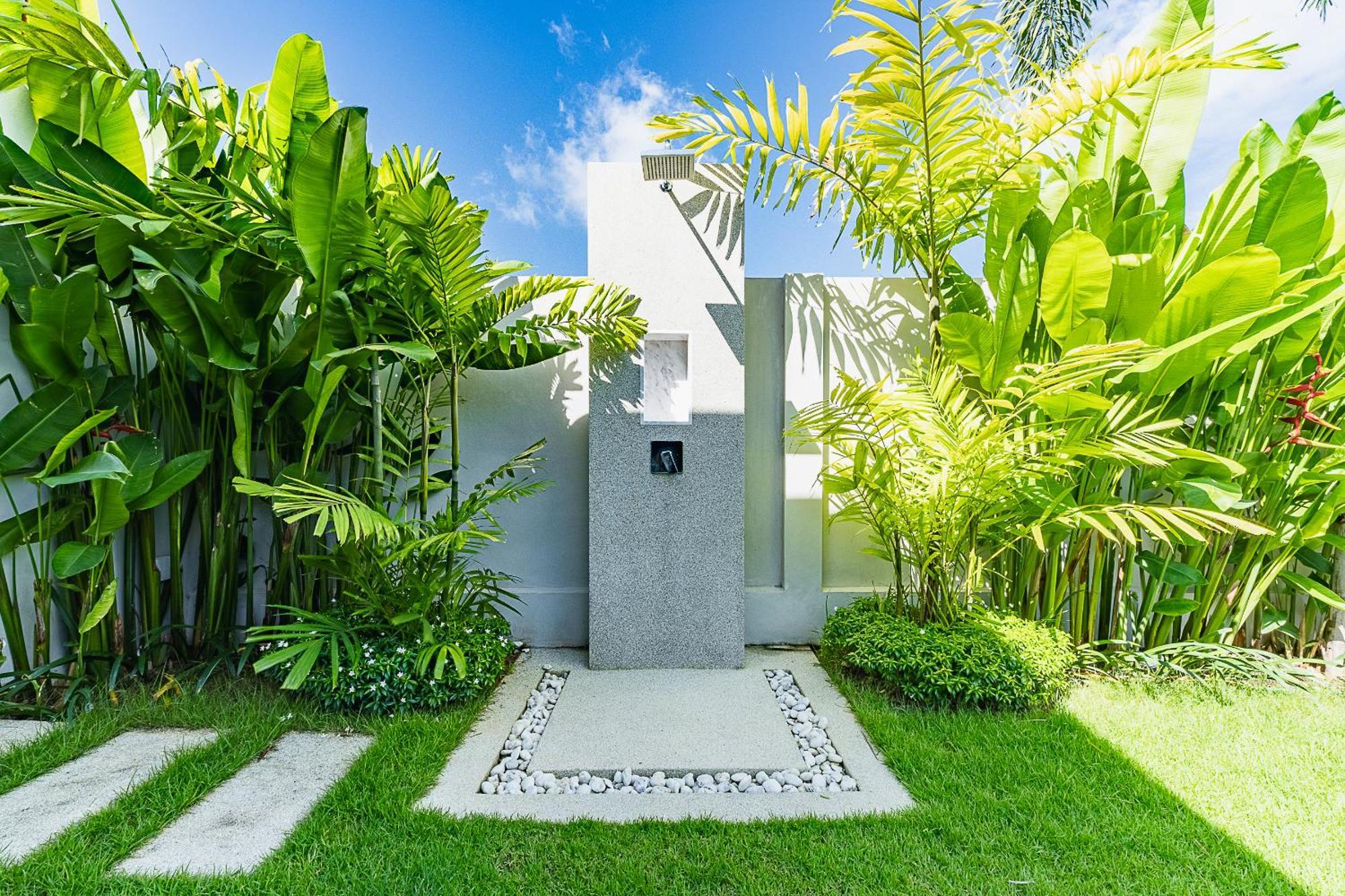 Villa Casa Azure 8 - Brand New With Private Pool And Gym With 24-7 Security - Just 15 Min To Bangtao & Boat Avenue *