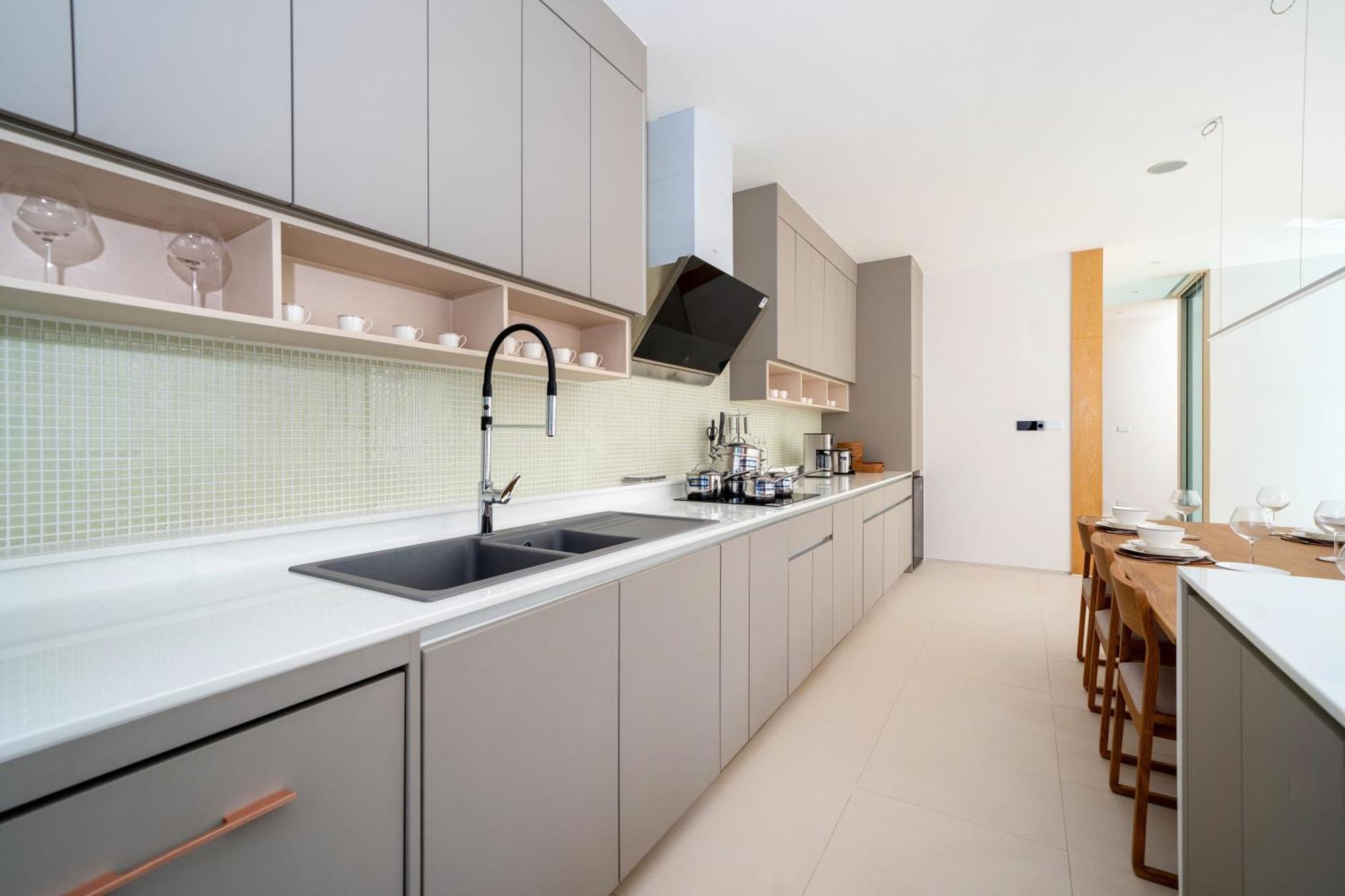 Elite Living - Designed 3br Pool In New Build Luxpride 4 L6 * Ban Pak Lak