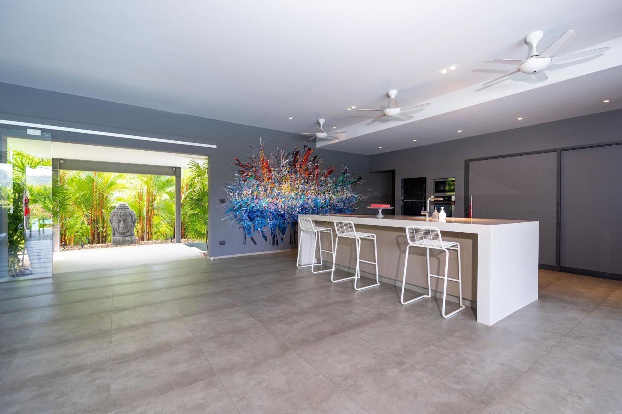 Luxurious 5br Mayacol With 17m Long Pool, Naiharn Villa