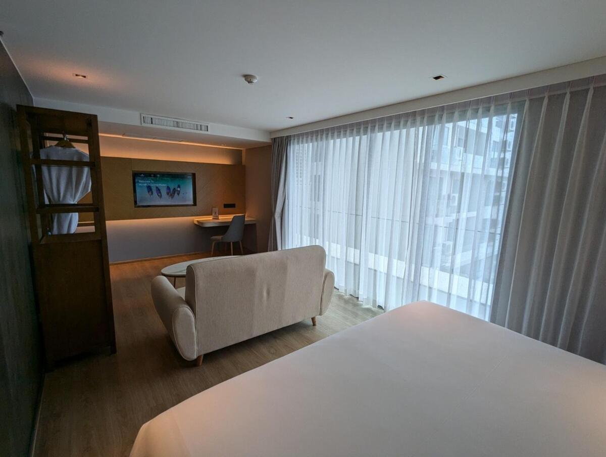 Spacious S4304 By Ibg *