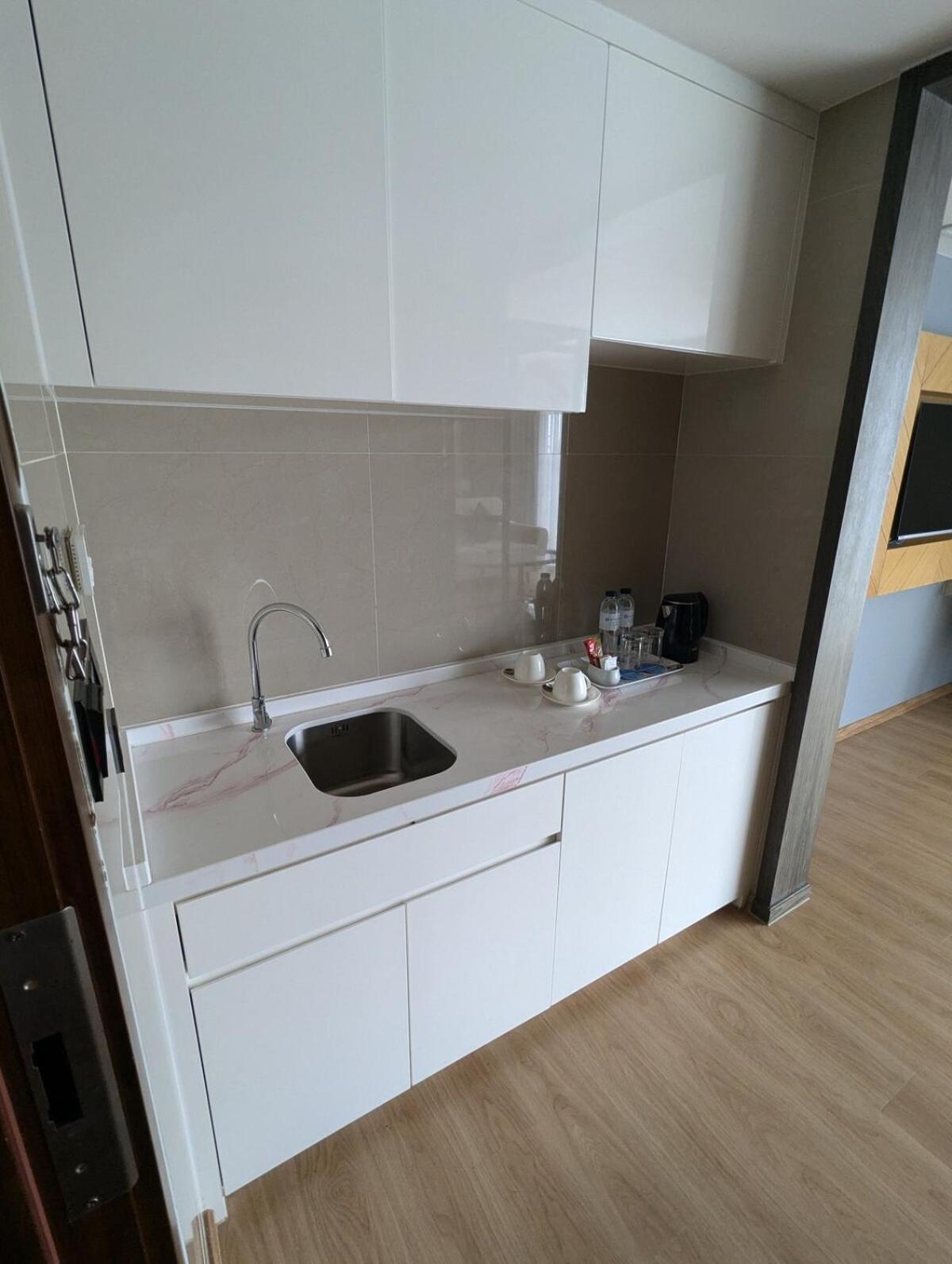 Spacious S4304 By Ibg * Thalang