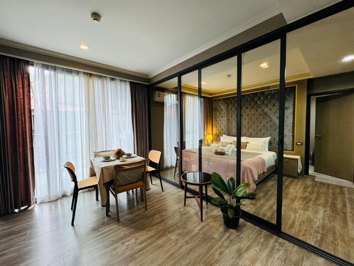 Apartment Rooftop Pool Luxury With Bathtub And Sofa Bed Big Balcony Patong