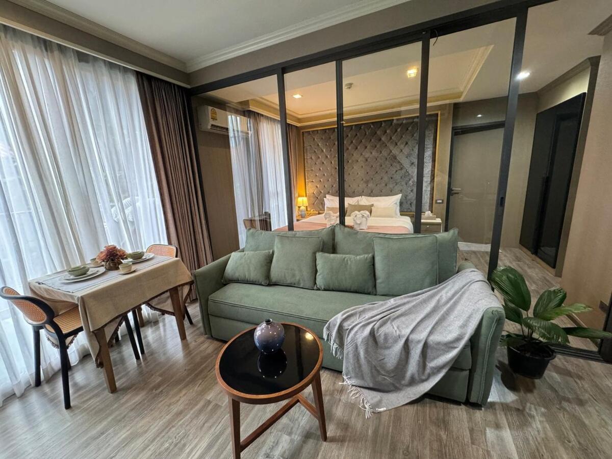 Rooftop Pool Luxury With Bathtub And Sofa Bed Big Balcony *