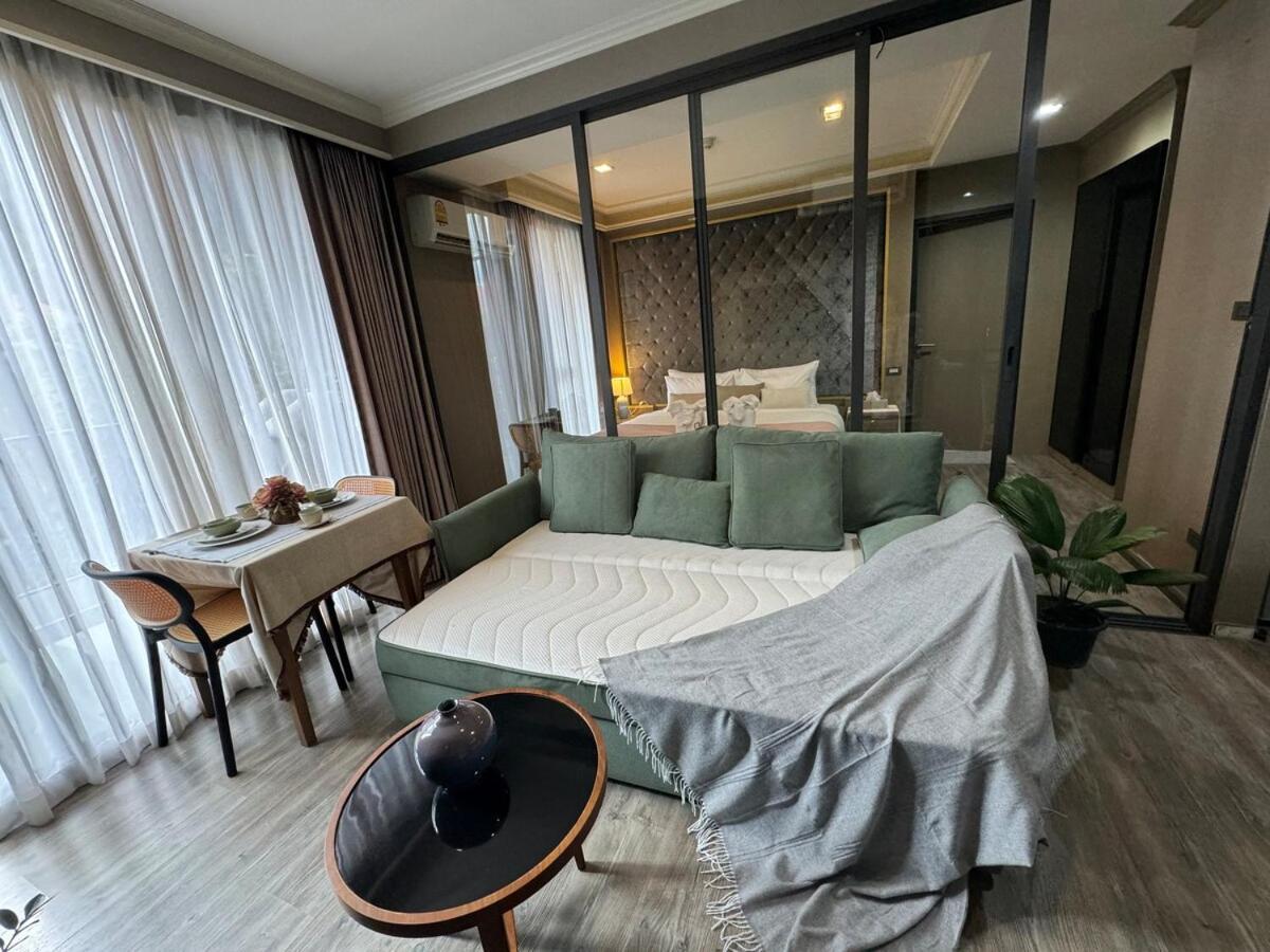 Rooftop Pool Luxury With Bathtub And Sofa Bed Big Balcony * Patong