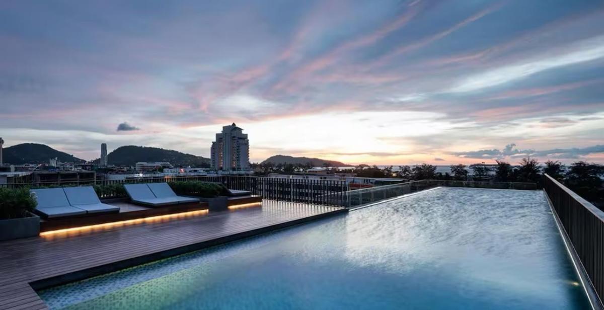 Rooftop Pool Luxury With Bathtub And Sofa Bed Big Balcony *