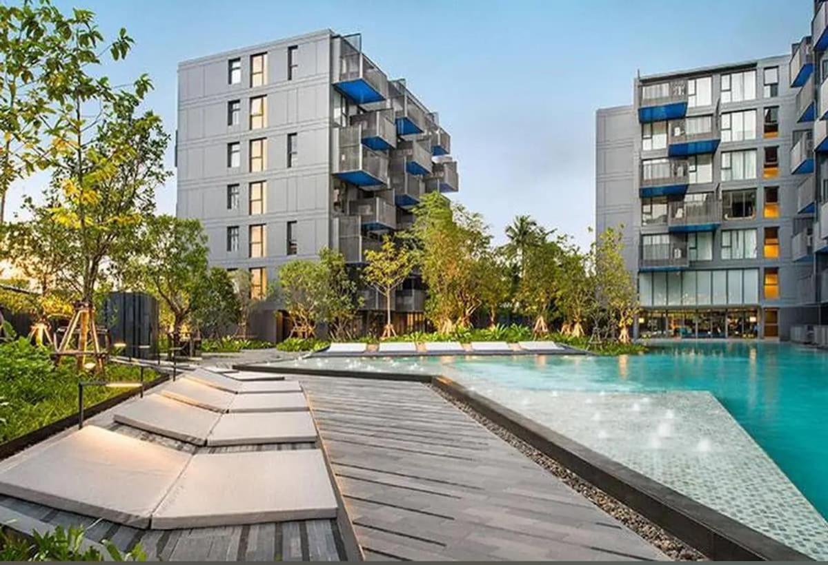Rooftop Pool Luxury With Bathtub And Sofa Bed Big Balcony Apartment Patong