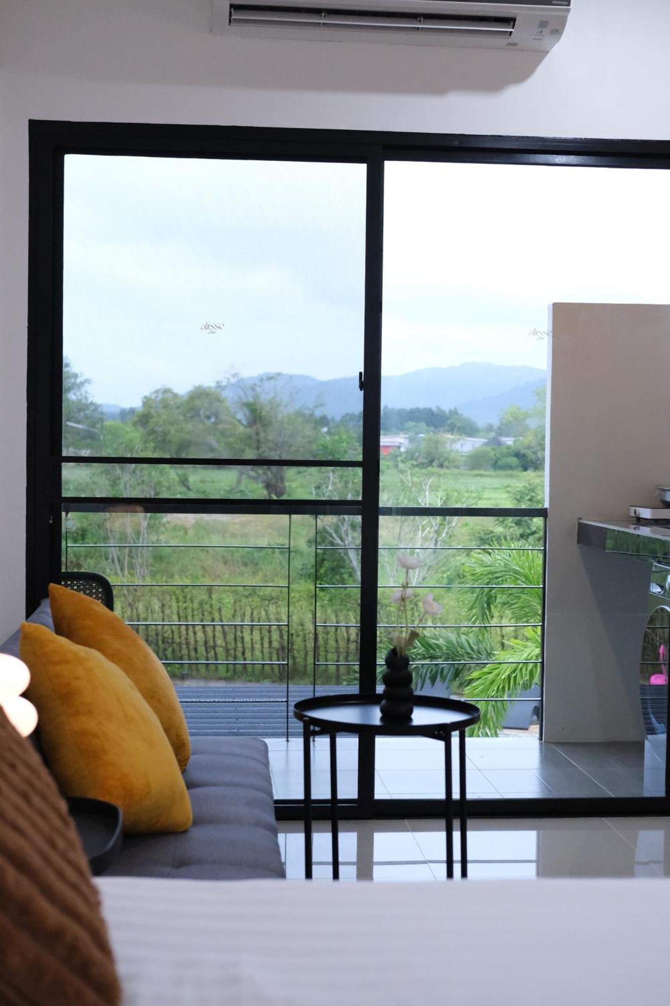 Alisse Layan * Phuket