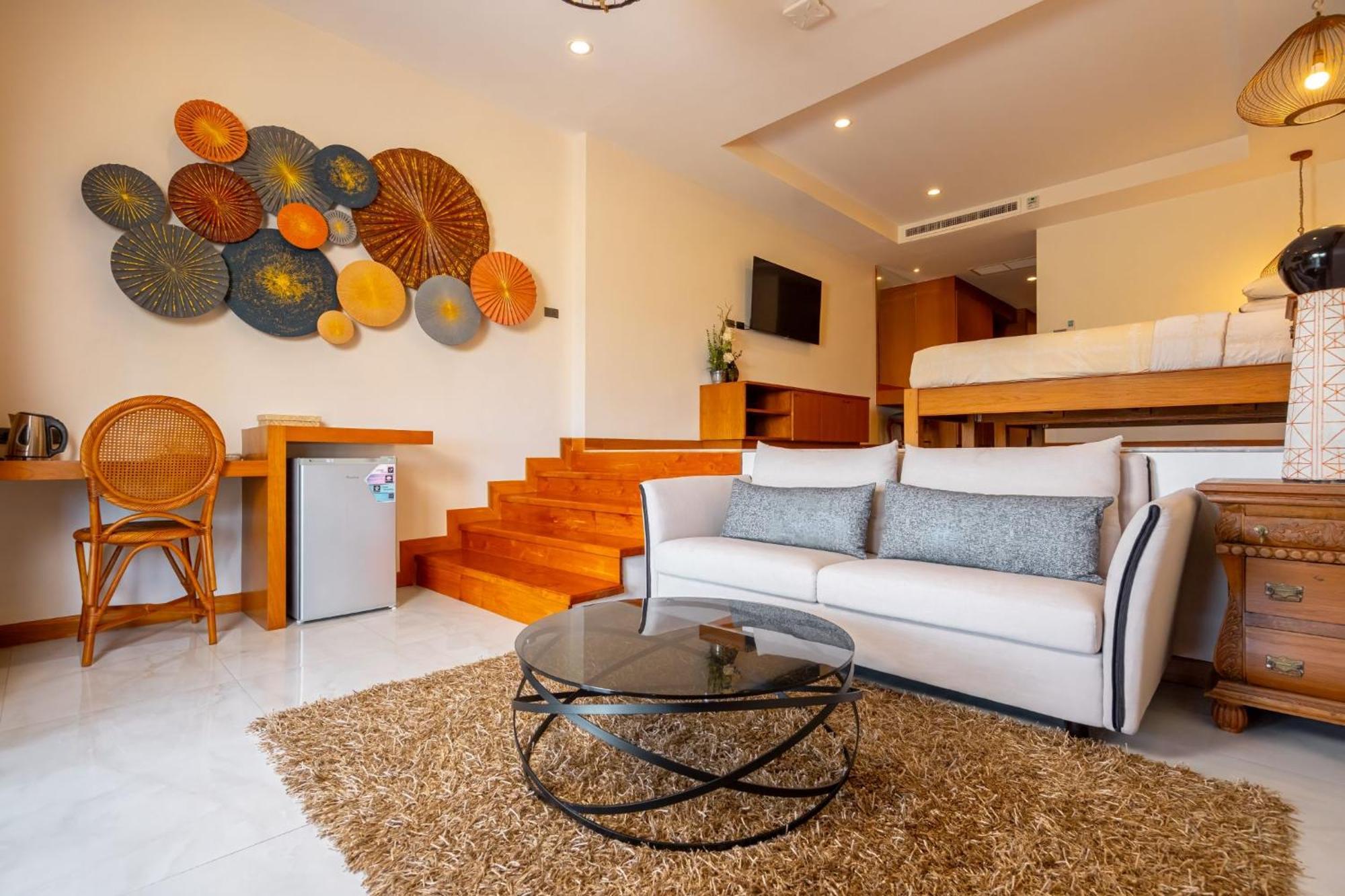 Ocean Pearl Seaview Rawai