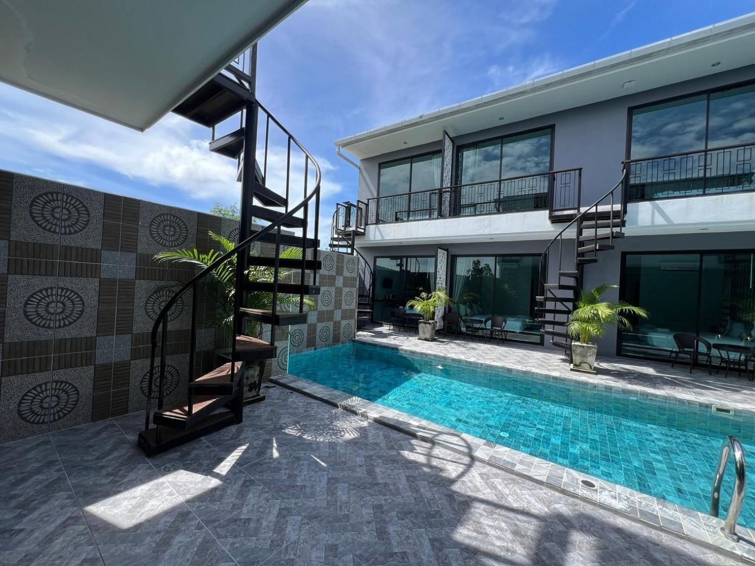 Hotel Chanakarn Pool Access Rawai