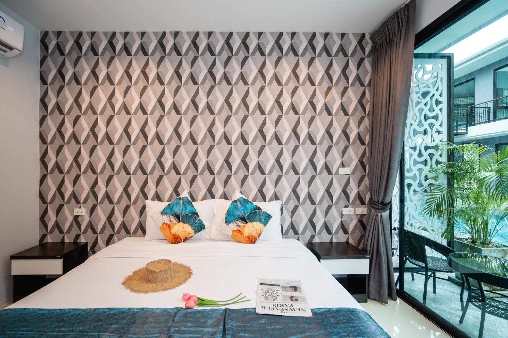 Chanakarn Pool Access Rawai 4*