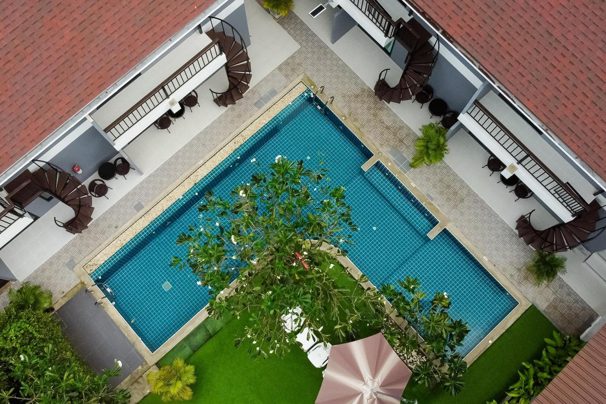Chanakarn Pool Access Rawai Hotel