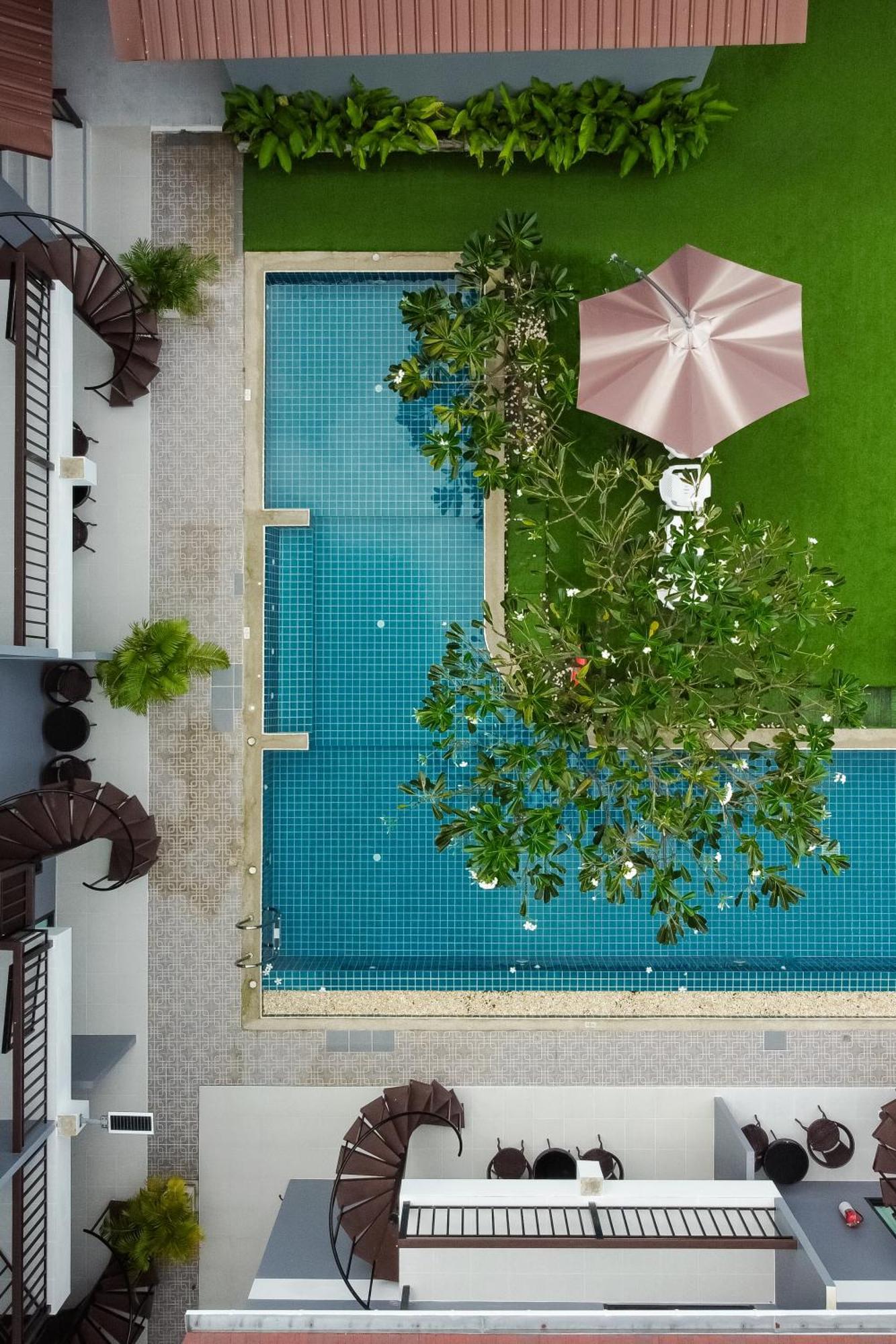 Hotel Chanakarn Pool Access Rawai Phuket